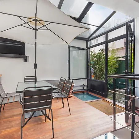 Loft De 80 M² Avec Jardin Privatif شقة